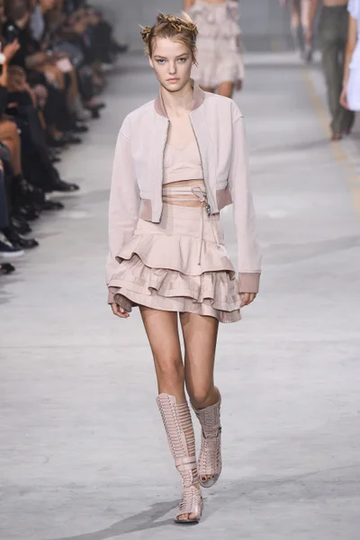Look 33